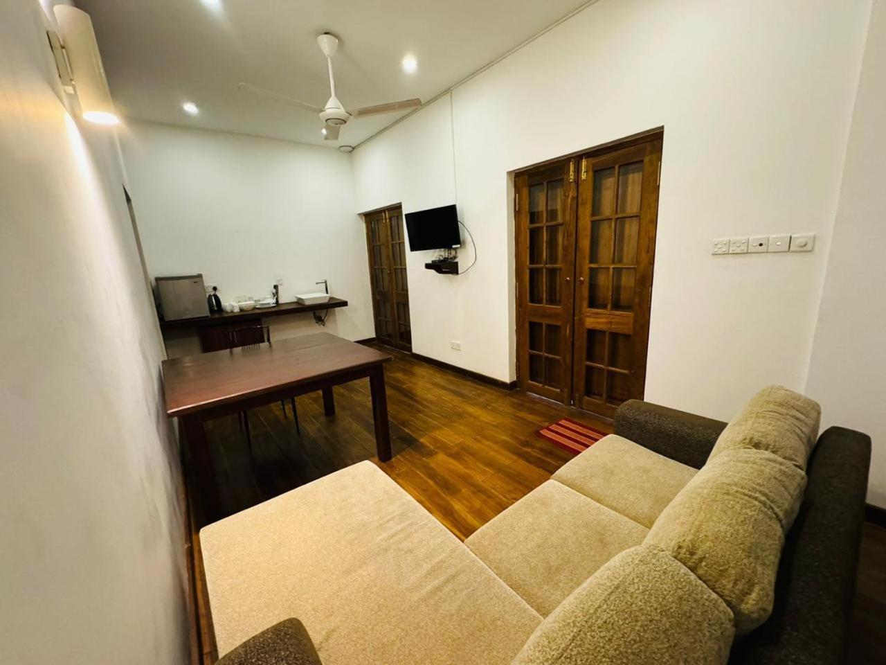 Crips Hill Apartments Galle Luaran gambar