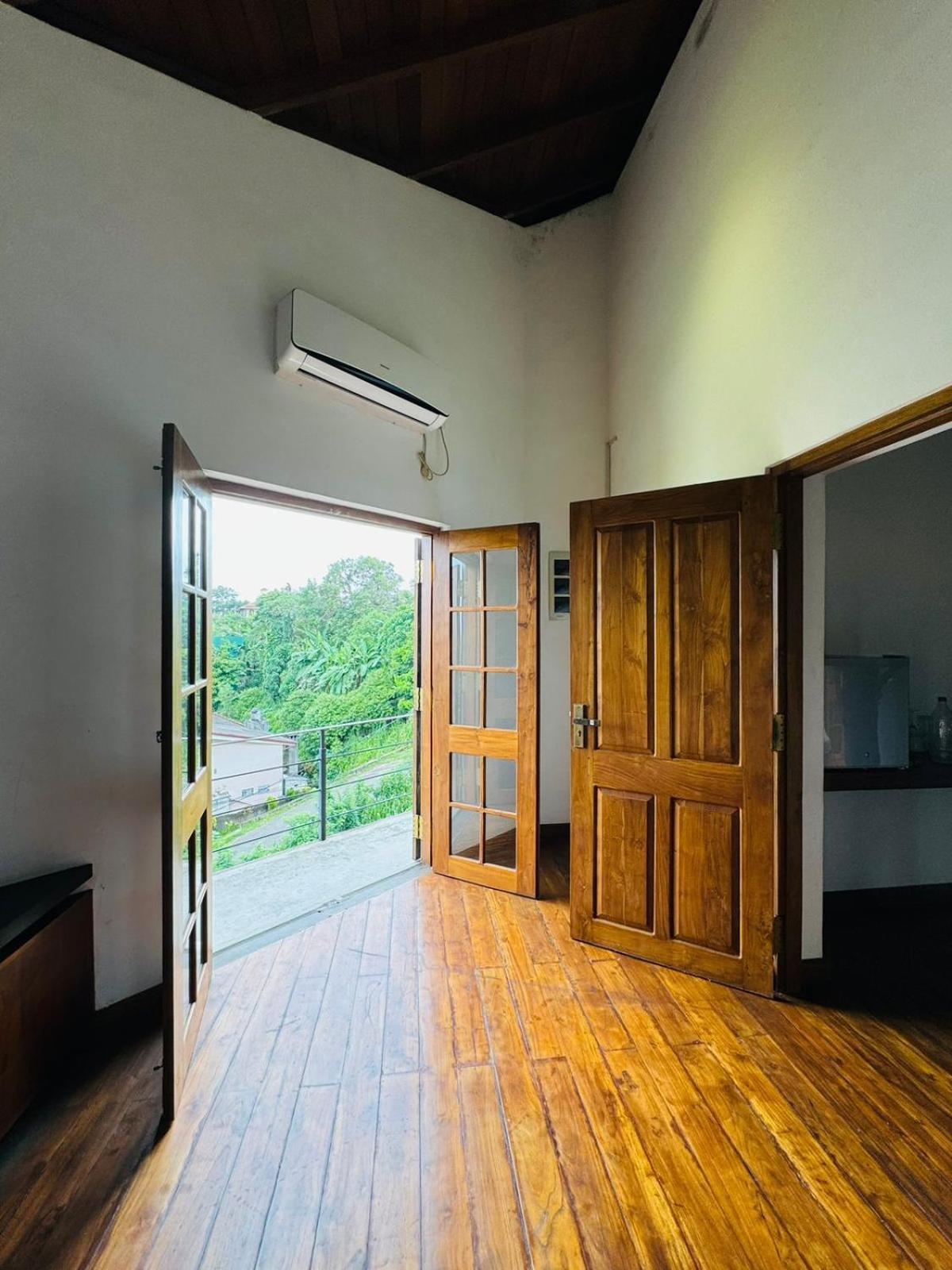 Crips Hill Apartments Galle Luaran gambar